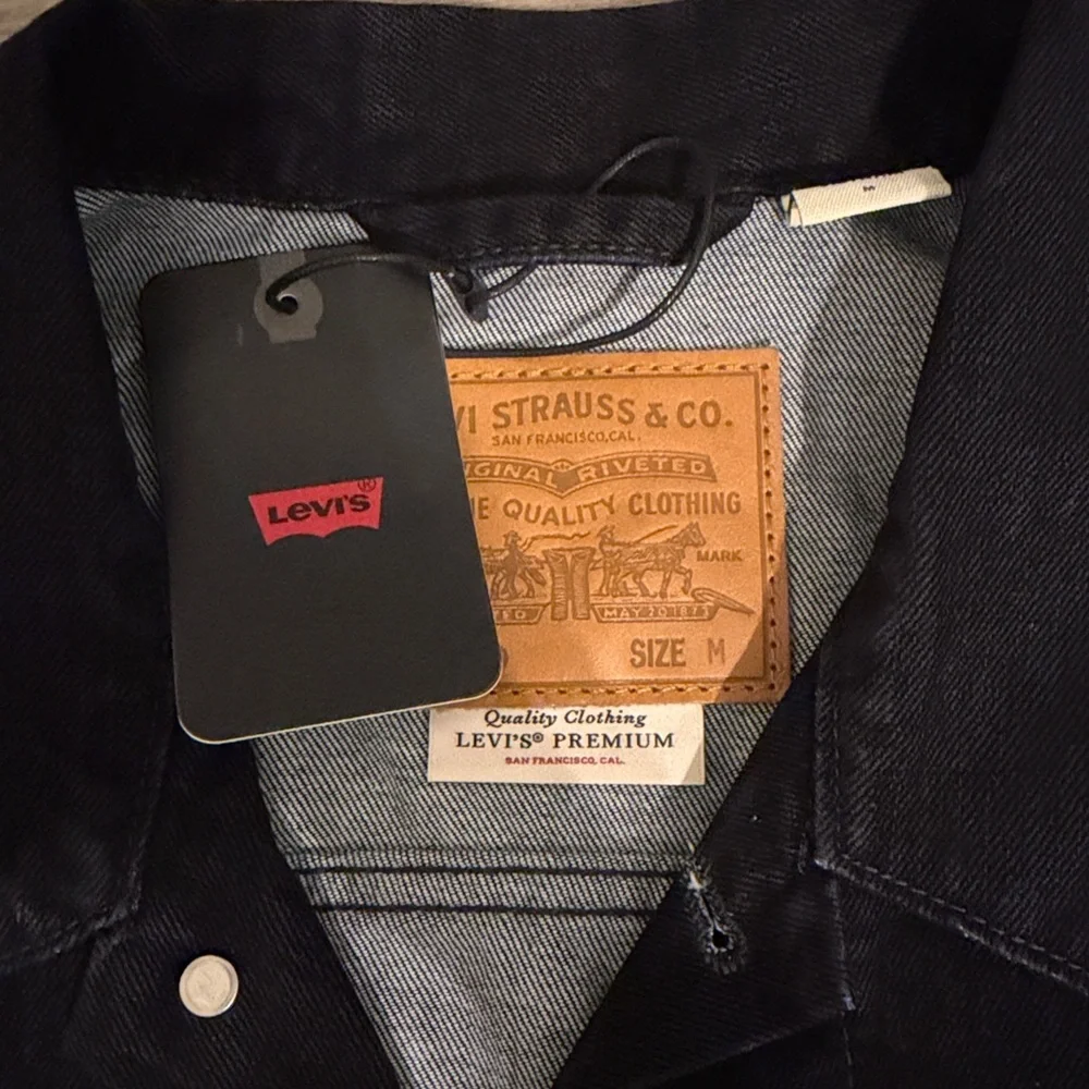 Levi's® Premium RELAXED FIT TRUCKER JACKET Velvet denim Edition - Picture 3 of 6
